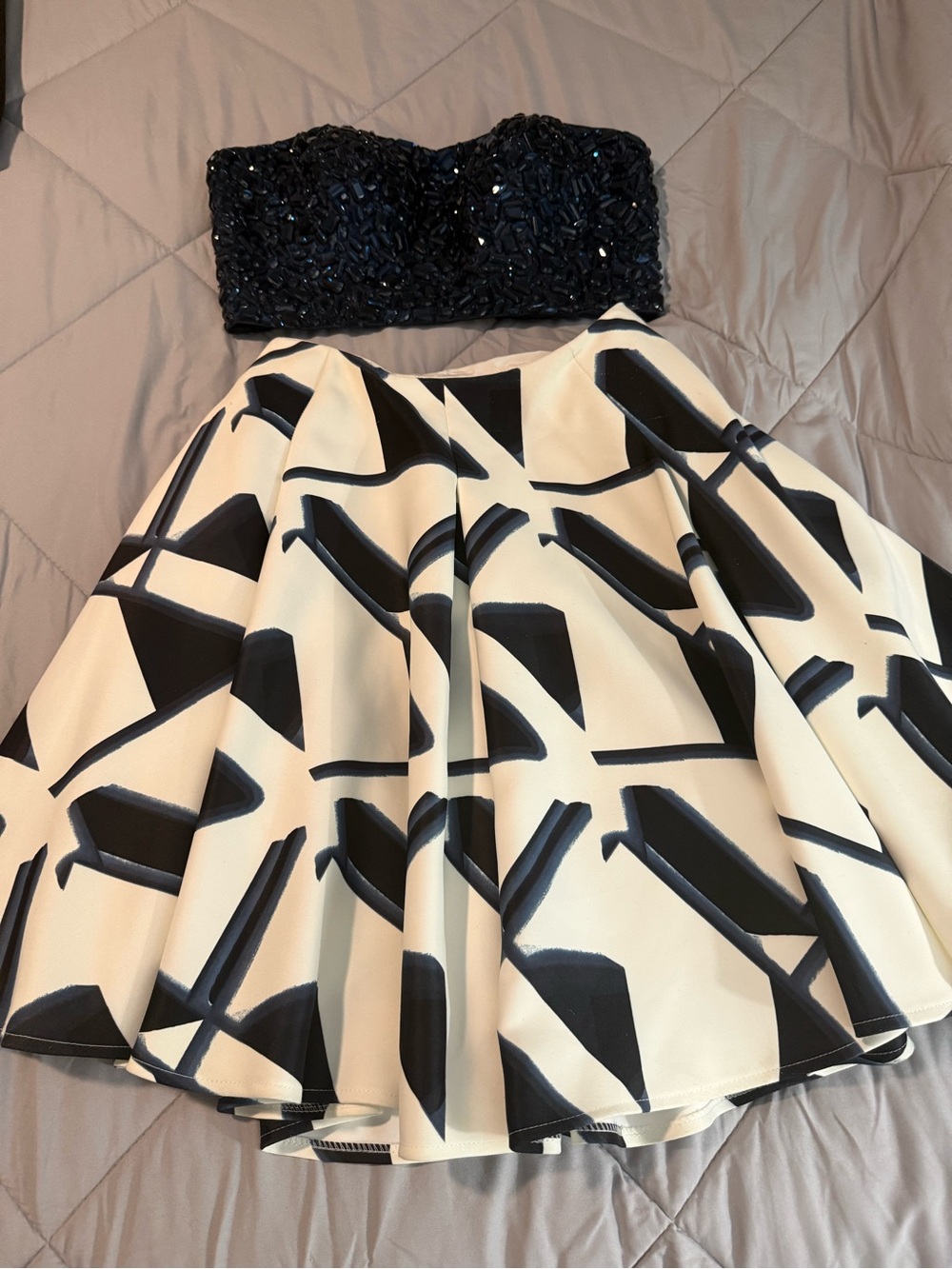 Rachel Allan Black Beaded Strapless Top with Ivory & Black Graphic Skirt 0-2